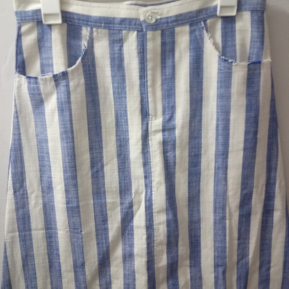 Urbani, NWT, Women's, Skirt, Mid Length, Size 20, Color Blue, White - Picture 2 of 9